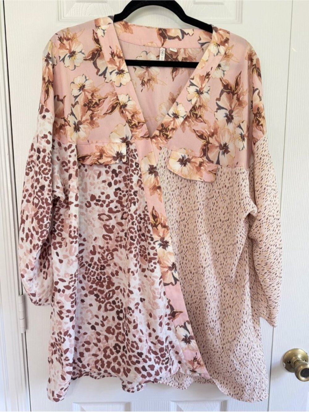 Woman 18/20W Pink Floral & Leopard Print blouse top Boho Plus Size